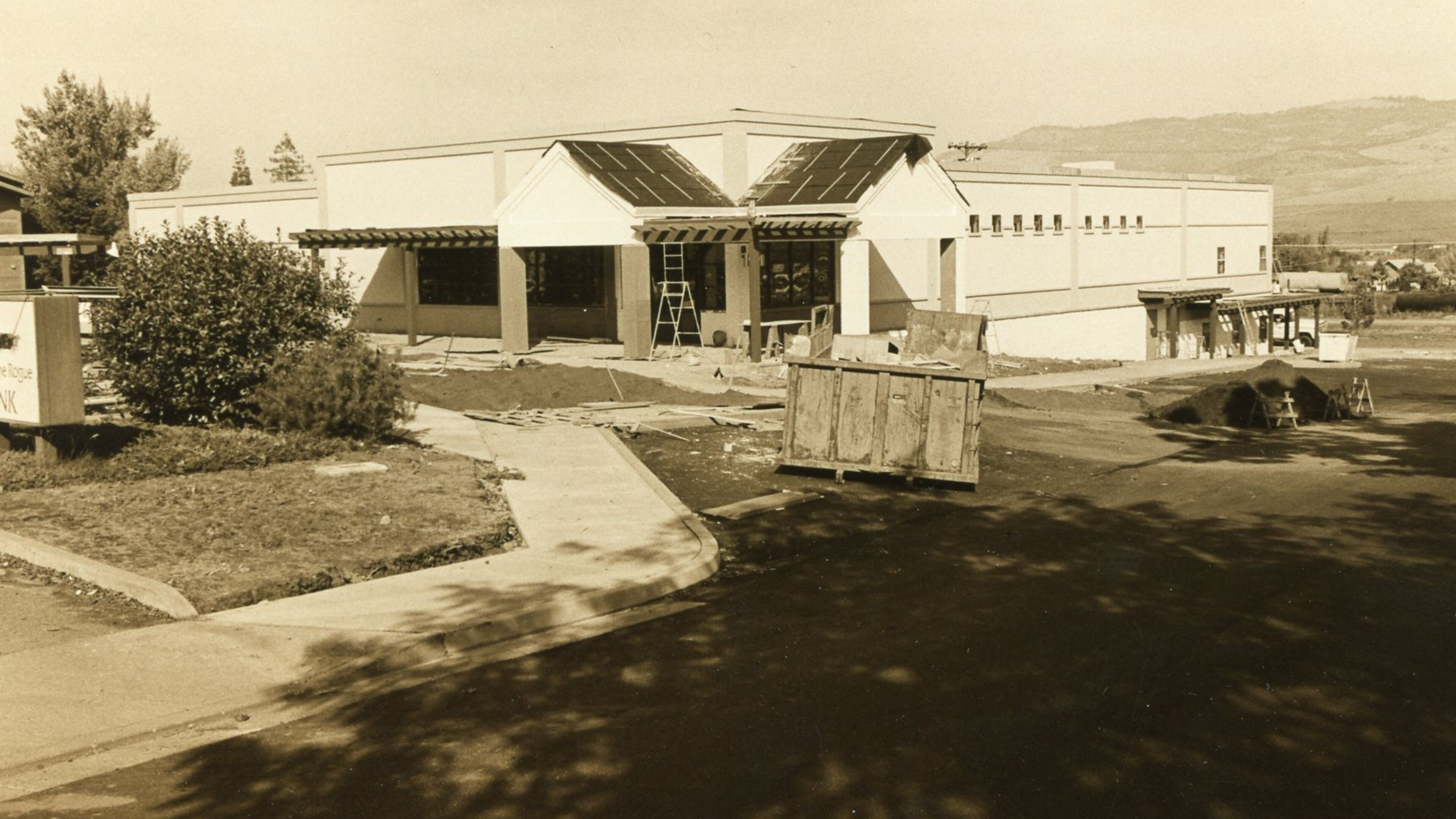 Black and white photo of construction of Ashland Food Co-op