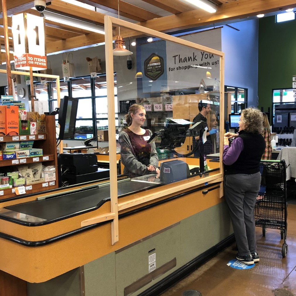 Plexiglass barrier for cashiers and shoppers